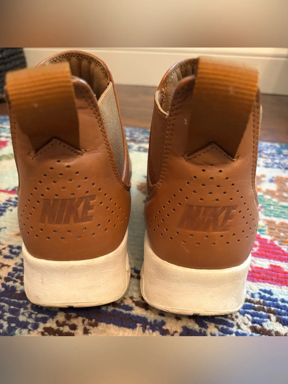 Nike Air Max Thea Mid Ale Brown Leather Chelsea Boots Women’s 7.5 859550-200